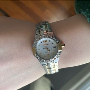 Seiko Courtura Women's Silver and Gold Watch